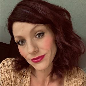 Meet your Posher, Dova